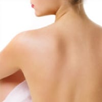 他院修正手術 - 乳頭・乳輪縮小